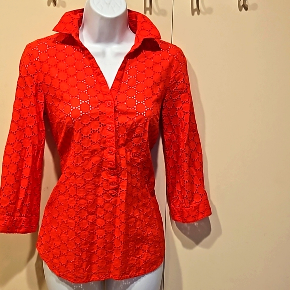 THE limited women's top  Size XS